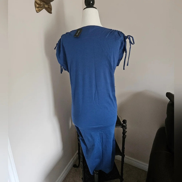 RW & CO. Crew-Neck Straight Dress With Drawcords At Shoulder - Picture 6 of 11
